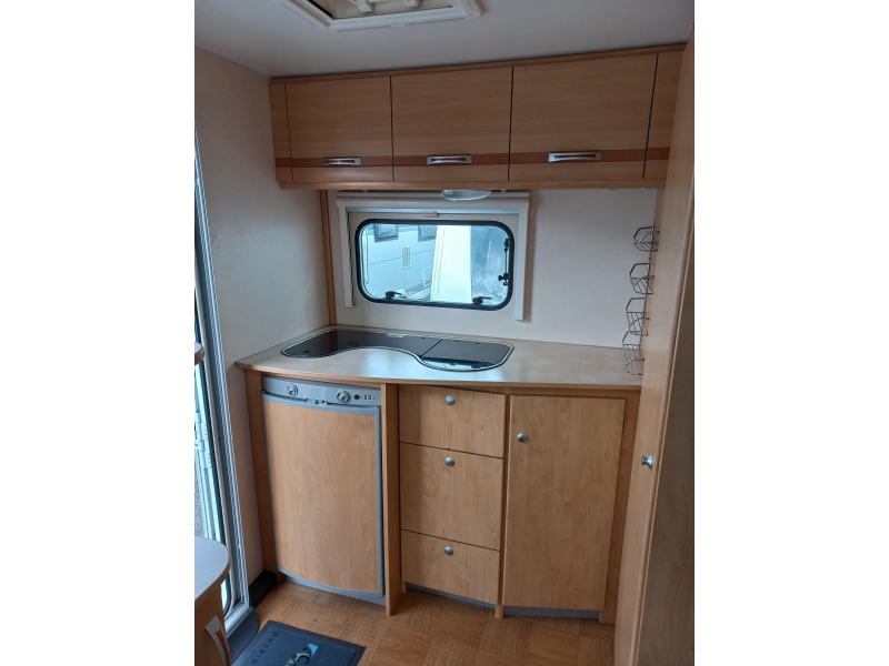 Caravelair Ambiance Style 372 mover-Unico-GFK-fiets-etc  foto: 9