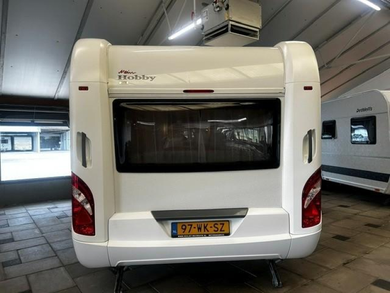 Hobby De Luxe 495 UL mover, voortent  foto: 14