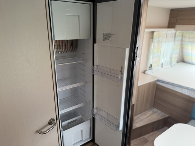 Dethleffs C-JOY 420 QSH foto: 10