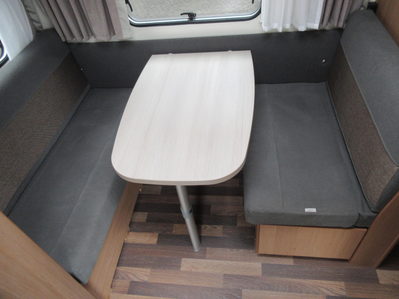 Knaus Sport 400 QD COMPACT, LUIFEL, VOORTENT  foto: 6