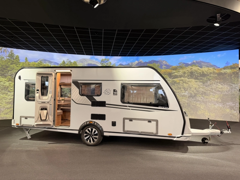 Knaus Sudwind Black Selection 500 EU enkele bedden / rondzit  foto: 1