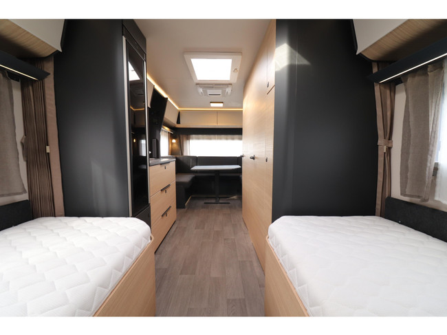 Hobby Maxia 585 UL Airco/mover/luifel/ Vol! foto: 7