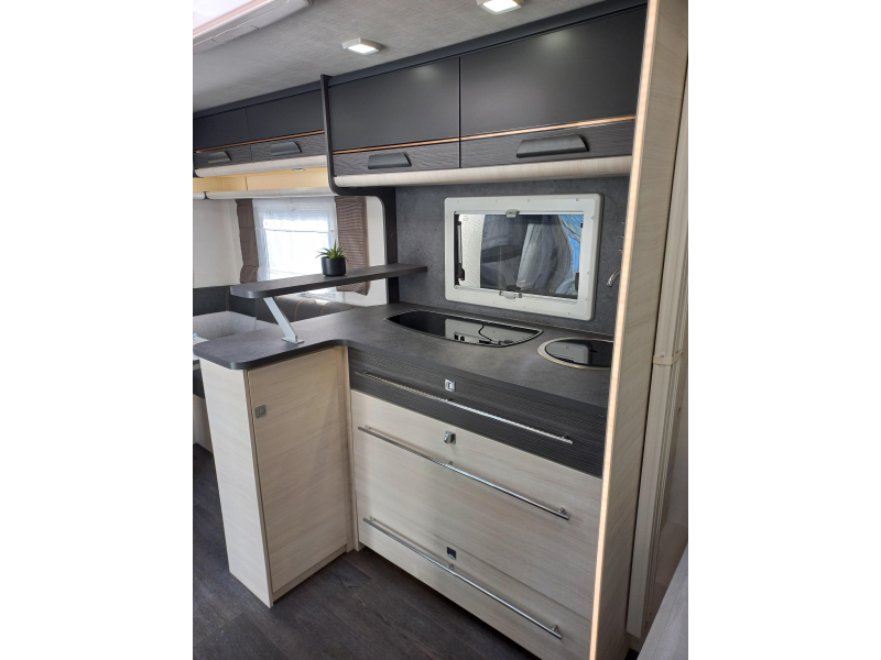 Caravelair Artica 520 mover-cassette-TV-beugel  foto: 9
