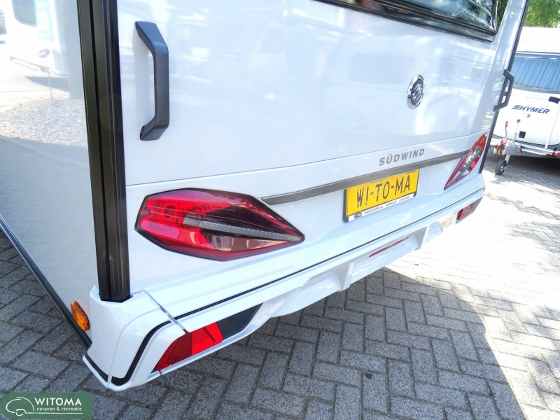 Knaus Sudwind Black Selection 500 FU 50 jaar Witoma voordeel!  foto: 19