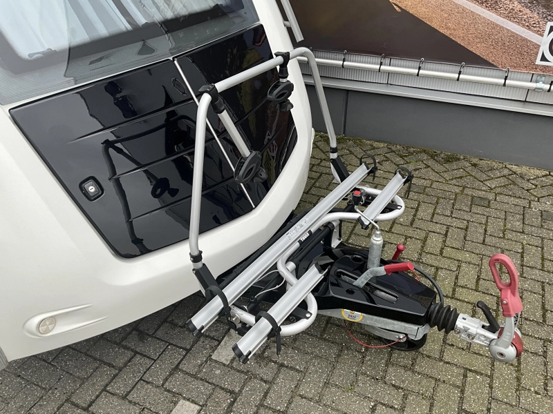 Kip Isa White 41 TDB VOORTENT-MOVER-LUIFEL 