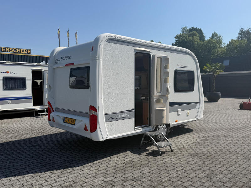 Hobby De Luxe 380 TB Met mover en luifel! 