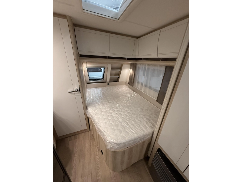 Hobby De Luxe 460 UFE  foto: 5