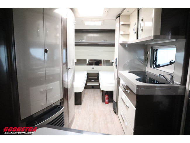 Hobby 495 UL Premium Middenkeuken Rondzit LMV foto: 7