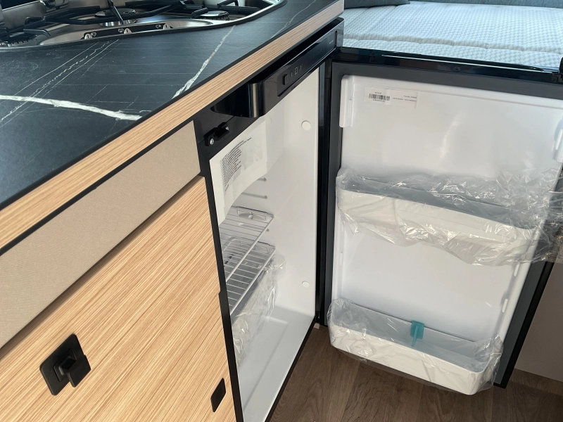 Eriba Touring 430 HarbourBlue 6000 voordeel  foto: 5