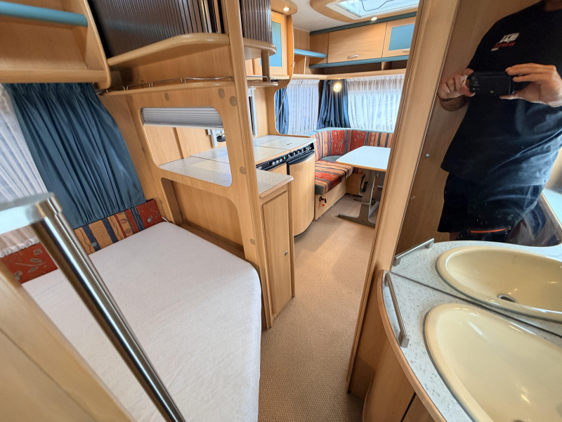 Dethleffs Summer Edition 450 Mover, Fransbed tent  foto: 7