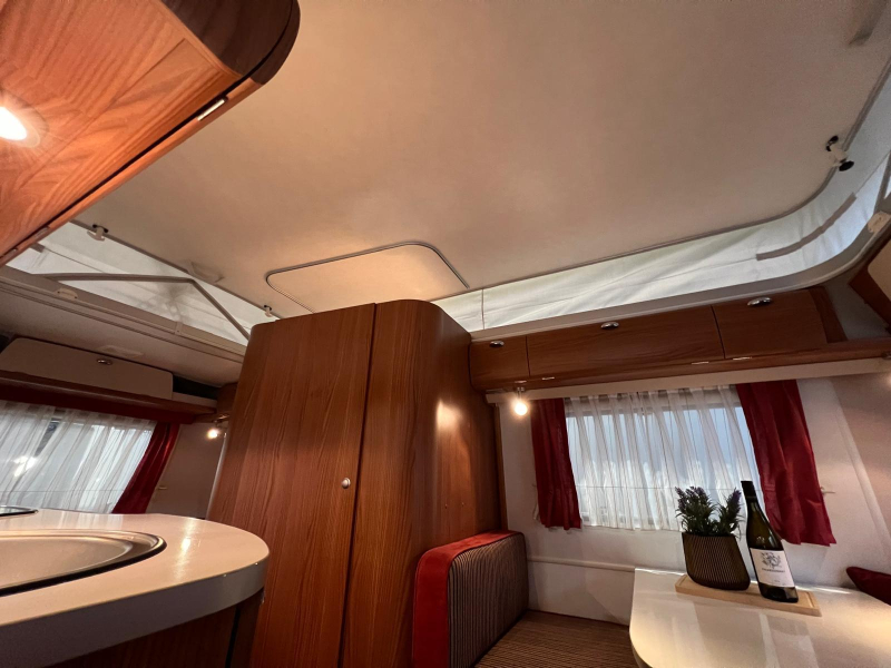 Eriba Touring 550 topstaat, luifel  foto: 17