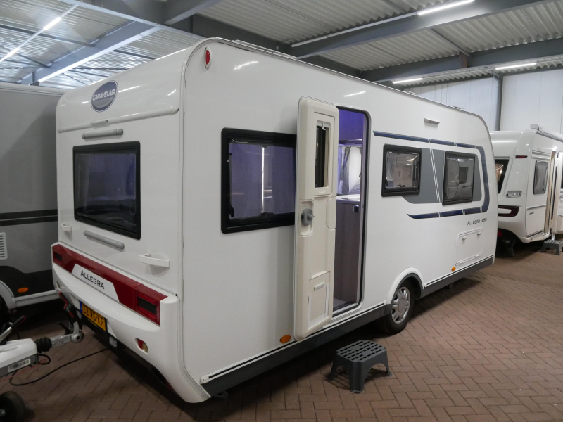 Caravelair Allegra 450 mover, fietsenrek 