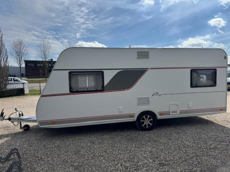Bürstner Premio Plus 520 TL ruime gezins caravan 