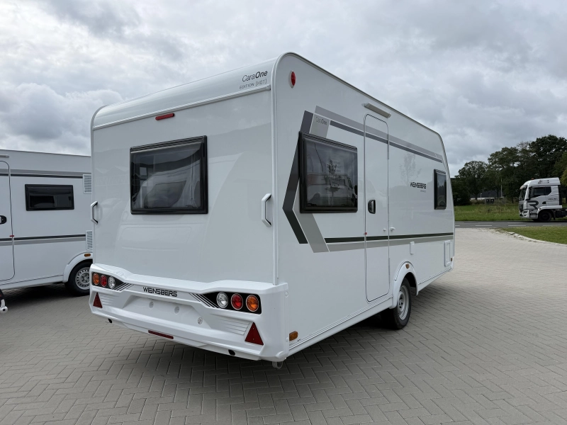 Weinsberg CaraOne Edition HOT 450 FU fransbed / rondzit  foto: 9