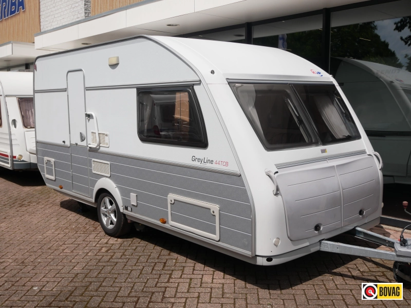 Kip Grey Line Special 44 TCB Incl. mover en voortent  hoofdfoto: 1