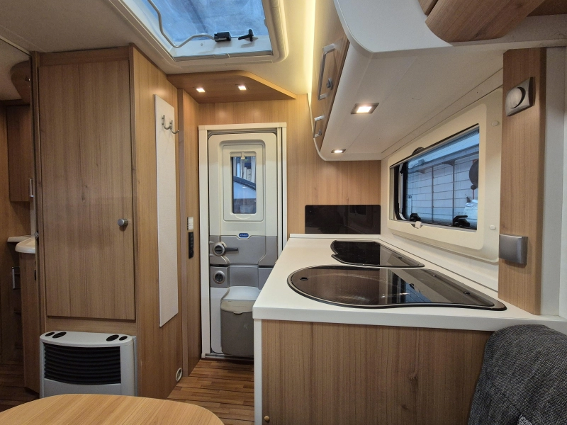 Knaus Sudwind 400 FD Meeneemprijs  foto: 16