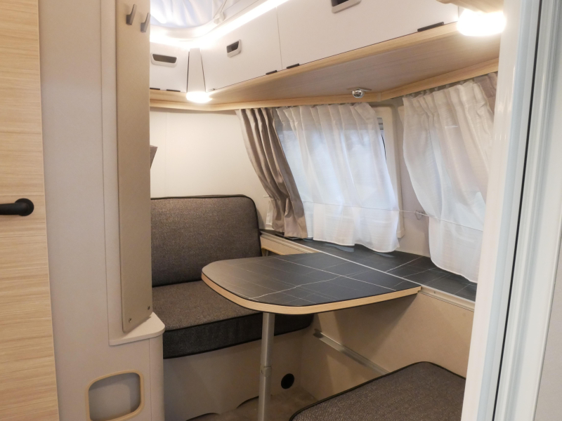 Eriba Touring Silver Editie 542 
