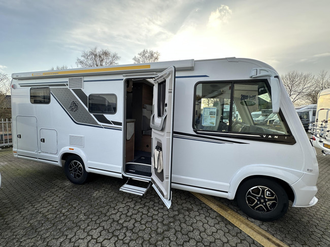 Knaus Van I 650 MEG AUTOMAAT COMPACT 180 PK foto: 1