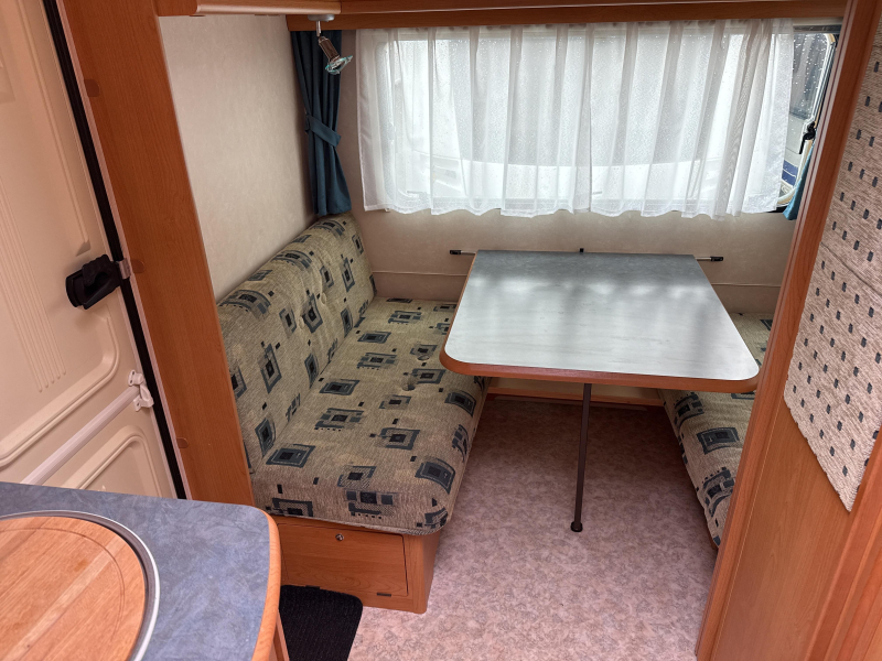 Adria Unica B 431 DD Fietsdrager/Voortent  foto: 8