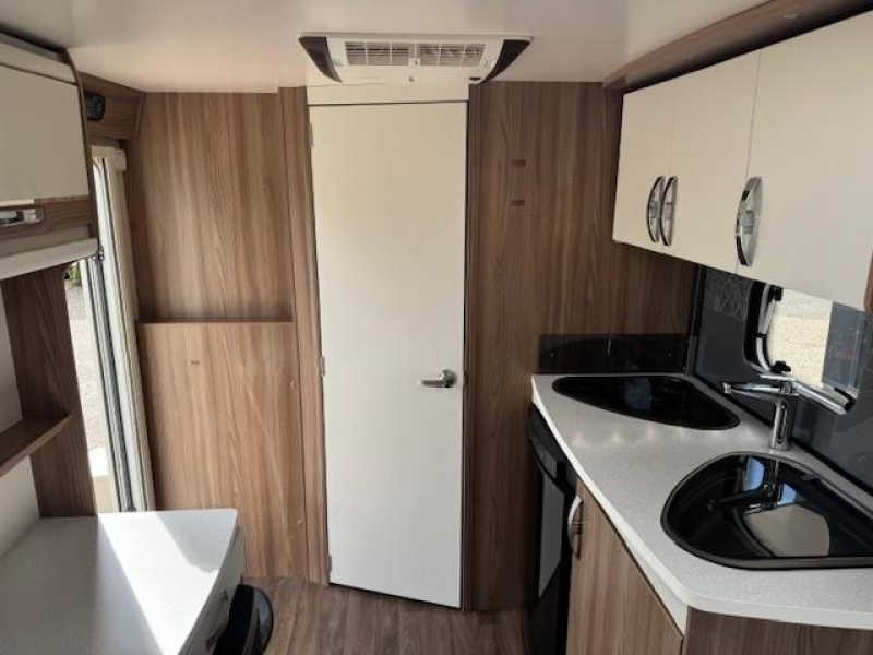 Sprite Alpine 420 CT mover airco zakluifel enz  foto: 9