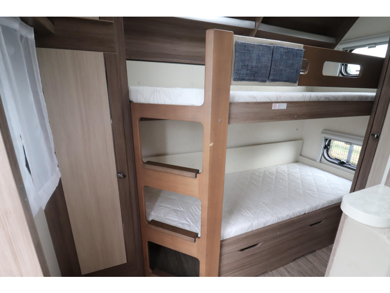 Hobby De Luxe 560 KMFE Stapelbed Mover Tent  foto: 9