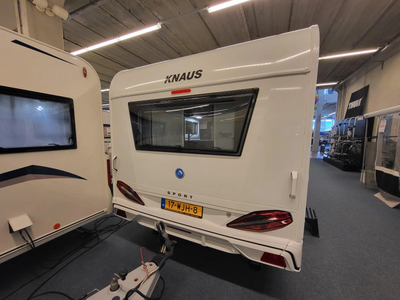 Knaus Sport 450 FU nieuwstaat  foto: 3