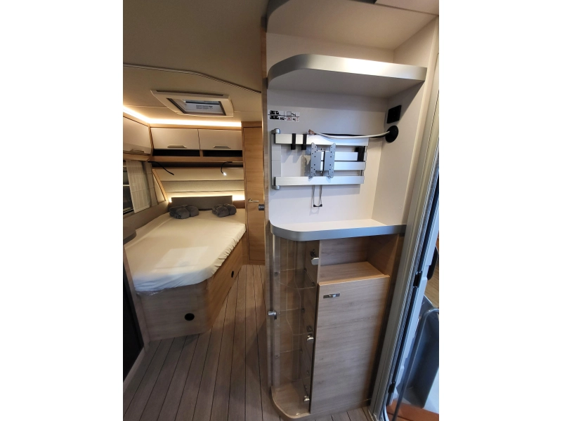 Knaus Sudwind 60 Years 450 FU super compleet af fabriek  foto: 14