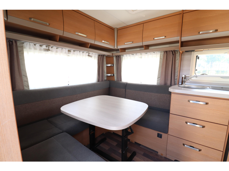 Knaus Sport 450 FU Voortent/ Fietsendrager  foto: 8