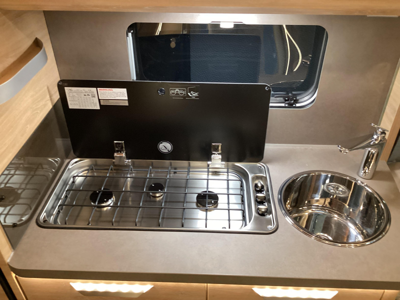 Knaus Sudwind Black Selection 540 UE modeljaar 2026  foto: 13