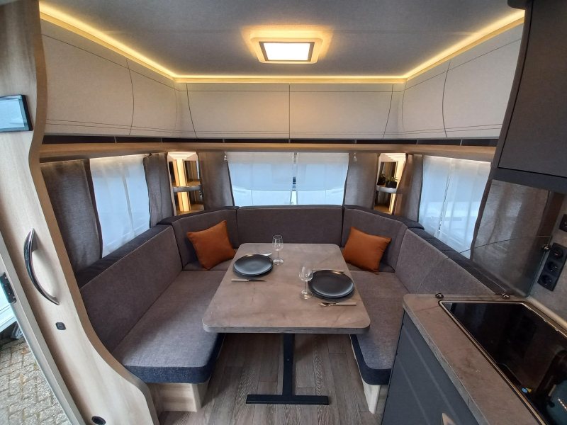 Hobby De Luxe 460 UFE Gratis actiepakket  foto: 6