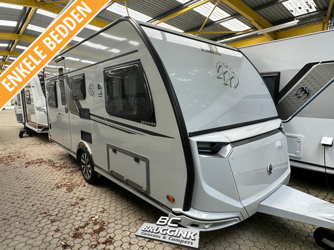 Knaus Sudwind 60 Years 460 EU ENKEL BED VLOERVERWARMING foto: 0
