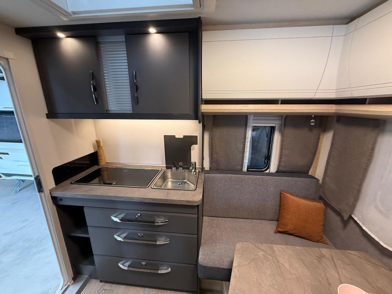 Hobby De Luxe 400 SFE Nieuw | Actie model 2026  foto: 9