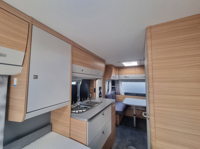 Dethleffs Camper 460 EL foto: 15