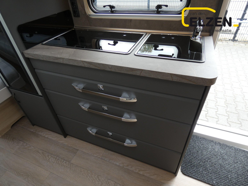 Hobby De Luxe 495 UL White Edition Actiepakket  foto: 5