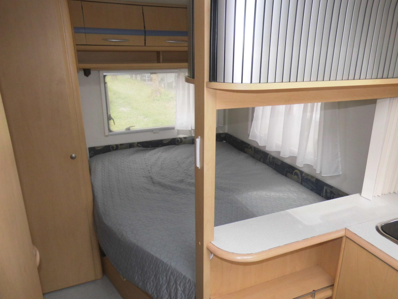 Beyerland Quartz 460 LB Nieuwe voortent en mover! 