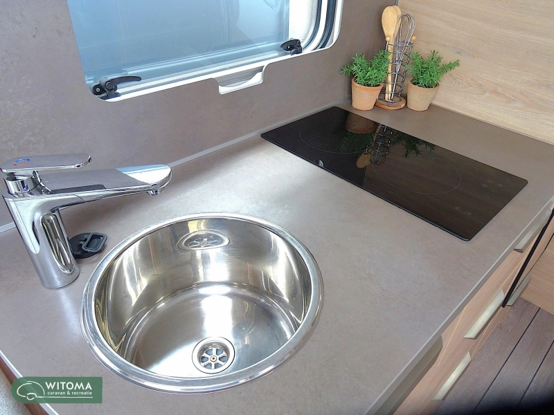 Knaus Sudwind 60 Years 500 FU Compleet gasloos,compleet  foto: 8