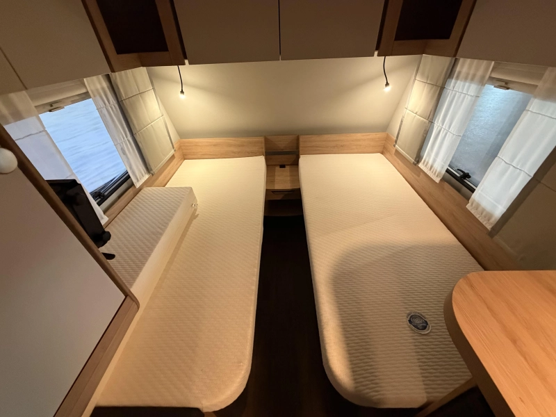Knaus Sport 500 EU enkele bedden  foto: 11