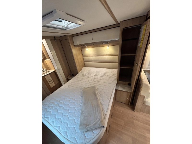 LMC Lord Brillant 690 Mover + Levelsysteem!  foto: 16
