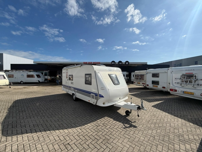Hobby De luxe Easy 500 KMFE 6 pers, Luifel met wanden  hoofdfoto: 1