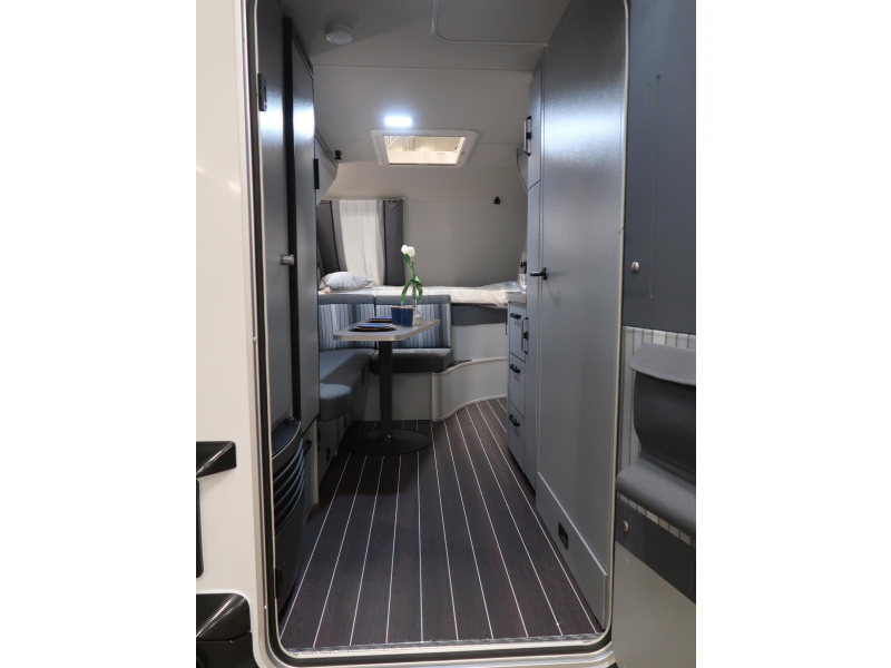 Knaus Sport & Fun Black Edition 480 QL PRIJSVOORDEEL  foto: 15