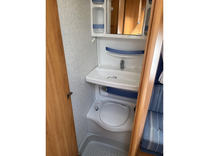 Hobby De luxe Easy 400 SF - Bankairco - Voortent -  foto: 14
