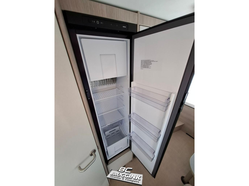 Bürstner Premio Life 425 TS Dwars Bed MOVER LUIFEL  foto: 8