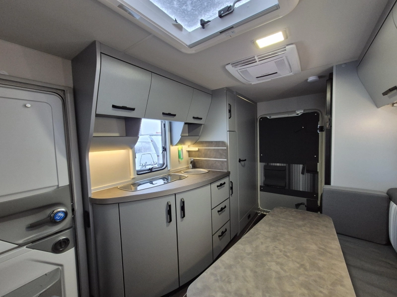 Knaus Sport en Fun 480 QL mover, airco, luchttent  foto: 14
