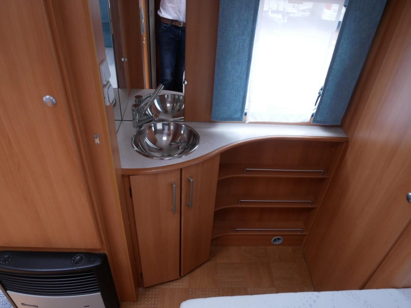 Caravelair Ambiance Style 475 mover, voortent  foto: 13