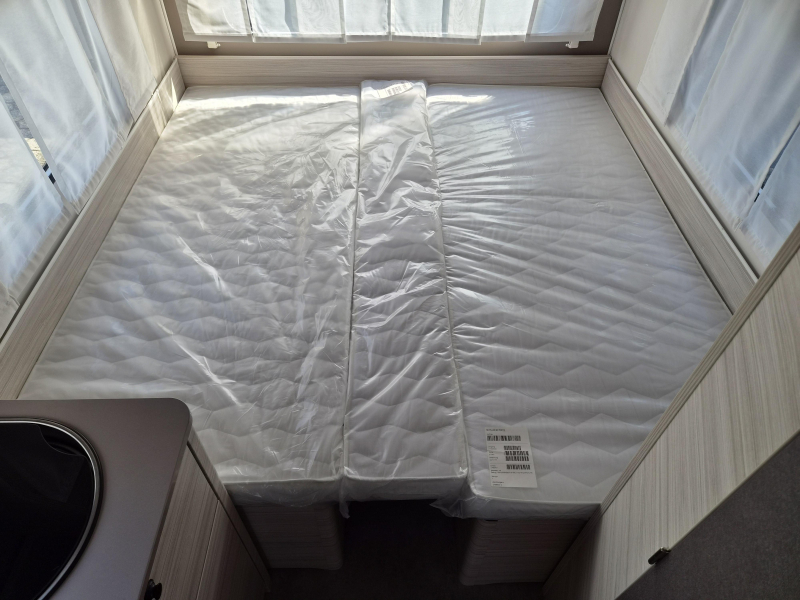 Dethleffs C'Joy 460 LE - Enkele bedden -  foto: 12
