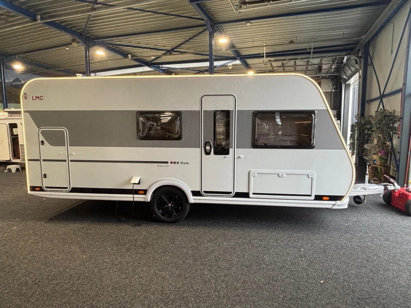 LMC Style 490 K model 2027, stapelbed  foto: 8
