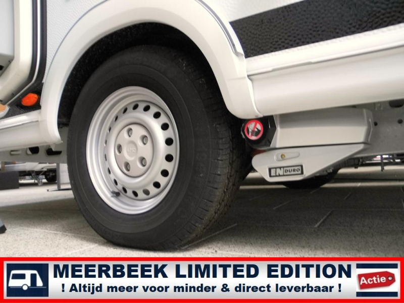 LMC Style Comfort 440 D 5814,=KORTING THULE+MOVER 