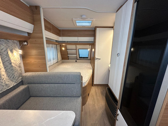 Hobby De Luxe 400 SFe foto: 23