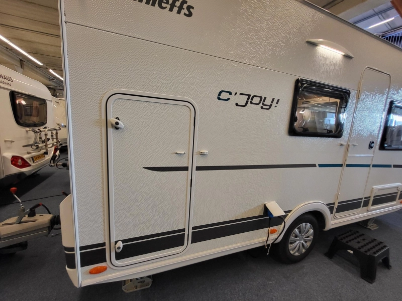 Dethleffs C'Joy 410 LK inclusief Dorema voortent  foto: 1