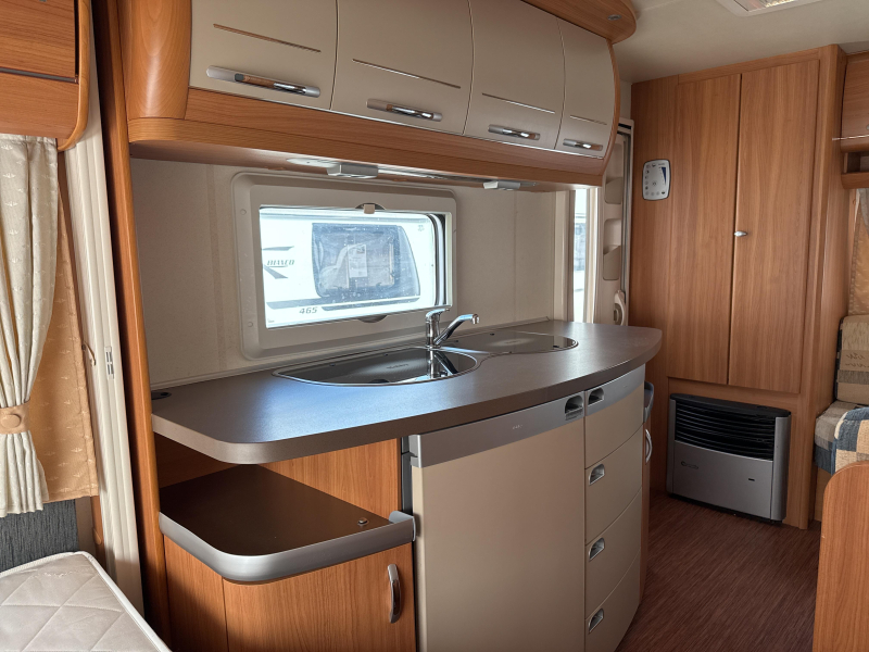 Hobby De Luxe 440 SF Airco/Mover/Voortent  foto: 5
